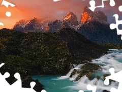 Zachód słońca, Góry, Masyw Torres del Paine, Chile, Wodo