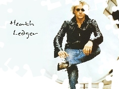 skórzana kurtka, okulary, Heath Ledger
