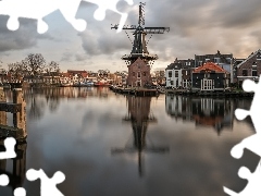 Holandia, Domy, Rzeka Spaarne, Miasto Haarlem, Wiatrak De Adriaan