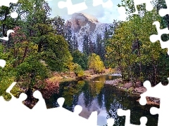 Kalifornia, Stany Zjednoczone, Park Narodowy Yosemite, GĂłry, Merced River, Drzewa, Half Dome, Rzeka, Szczyt