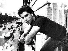 ciemne włosy, ulica, John Travolta