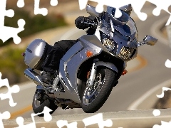 Turystyczny, Motocykl, Yamaha FJR1300A