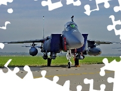 Lotnisko, F-15E Strike Eagle
