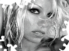 Blondynka, Pamela Anderson, Seksowna