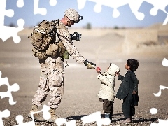 Dzieci, Żołnierz