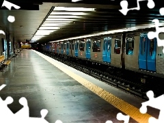 Stacja, Peron, Metro