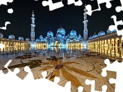 Abu Dhabi, Zjednoczone Emiraty Arabskie, Oświetlony Meczet