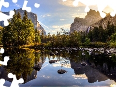 Drzewa, Rzeka, Góry, Stany Zjednoczone, Kamienie, Stan Kalifornia, Park Narodowy Yosemite