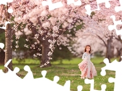 Dziewczynka, Drzewa, Wiosna, Kwitnące
