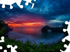 Zachód Słońca, Morze Balijskie, Skała, Niebo, Indonezja,