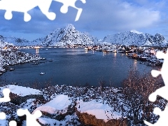 Wyspa Moskenesoya, Wieś Reine, Góry, Morze Norweskie Zima,