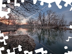 Rzeka Istra, Zima, Obwód moskiewski, Rosja, Zachód słońca, Drzewa