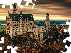 Zamek Neuschwanstein, Las, Wzgórze, Drzewa, Zachód słońca, Bawaria, Niemcy, Jesień