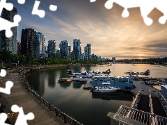 Promenada, Przystań, Wodnosamoloty, Vancouver, Wieżowce, Zatoka, Hydroplany, Kanada, Coal Harbour, Zachód słońca