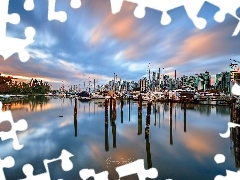 Żaglówki, Stanley Park Marina, Wieżowce, Jachty, Chmury, Kanada, Vancouver, Klub jachtowy, Przystań, Prowincja Kolumbia Brytyjska, Wschód słońca