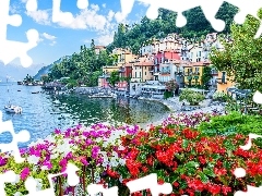 Varenna, Włochy, Jezioro, Lake Como, Łódka, Drzewa, Kolorowe, Domy, Kwiaty