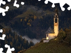 Dolomity, Góry, Kościół, Drzewa, Noc, Południowy Tyrol, Włochy, Mgła