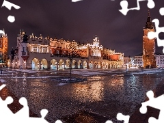 Kraków, Polska, Rynek Głowny, Zabytki, Wieża ratuszowa, Noc, Kościół Mariacki, Kościół Wniebowzięcia Najświętszej Marii Panny, Sukiennice