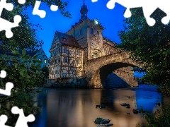 Stary Ratusz, Most, Bawaria, Rzeka Regnitz, Drzewa, Bamberg, Niemcy