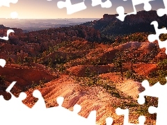 Skały, Góry, Kanion, Bryce Canyon, Drzewa, Sosny, Utah, Stany Zjednoczone, Park Narodowy Bryce Canyon