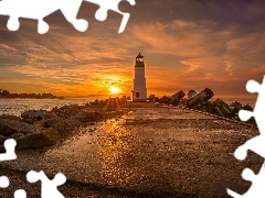 Santa Cruz, Stan Kalifornia, Chmury, Stany Zjednoczone, Wschód słońca, Latarnia morska Walton Lighthouse,  Morze, Kamienie