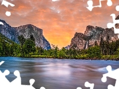 GĂłry, Drzewa, Formacja skalna, El Capitan, Stan Kalifornia, Stany Zjednoczone, Merced, Park Narodowy Yosemite, Rzeka
